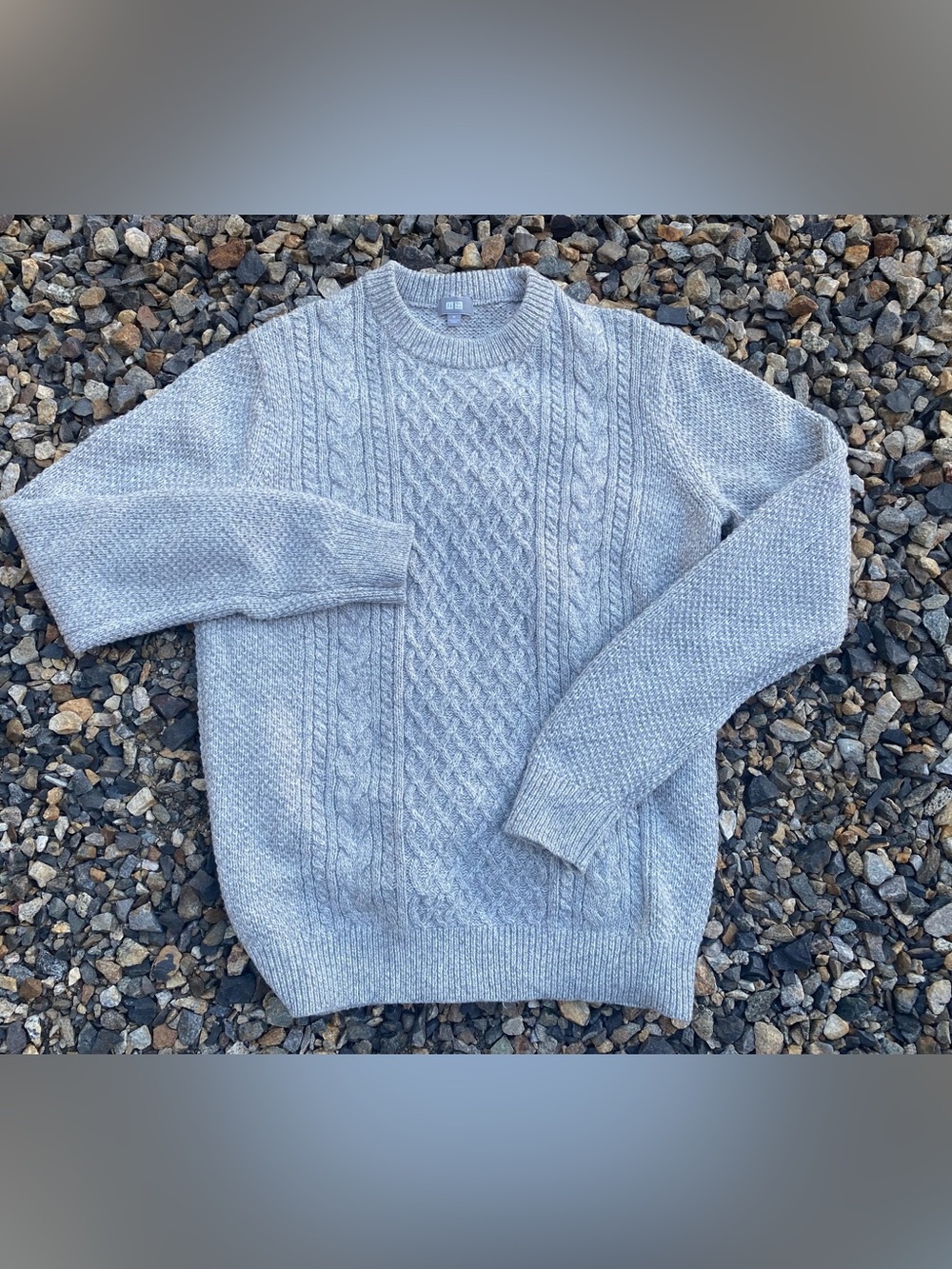 Uniqlo Unisex Light Gray Cable Crewneck Sweater size M
